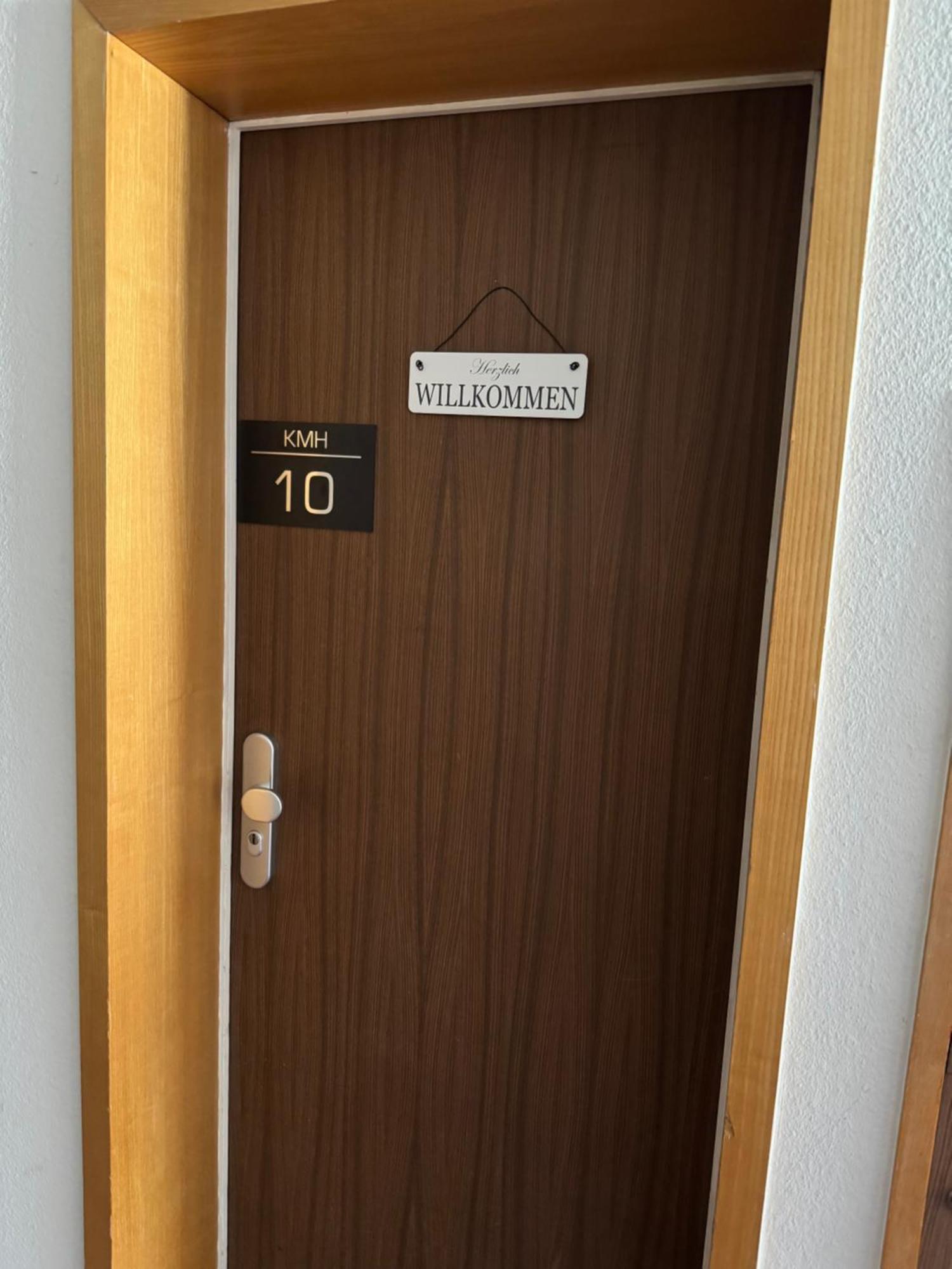 Kmh 1 Zi-Apartment Санкт Блазиен Екстериор снимка